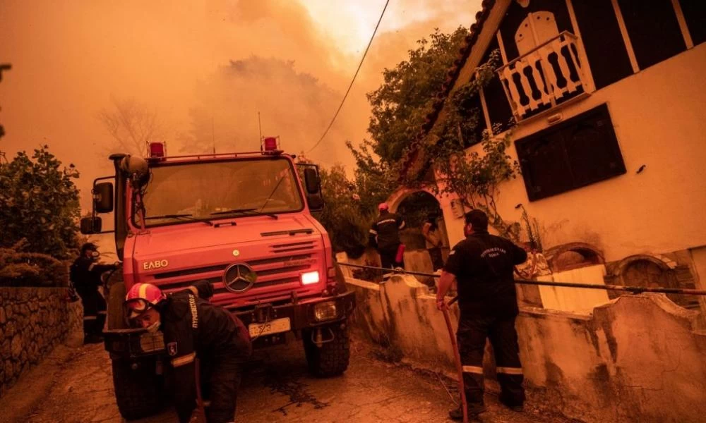 Φωτιά στην Εύβοια: Μαρτυρία εθελοντή Κυπριακής αποστολής – «Ποτέ ξανά δεν νιώσαμε τόση δυσφορία»